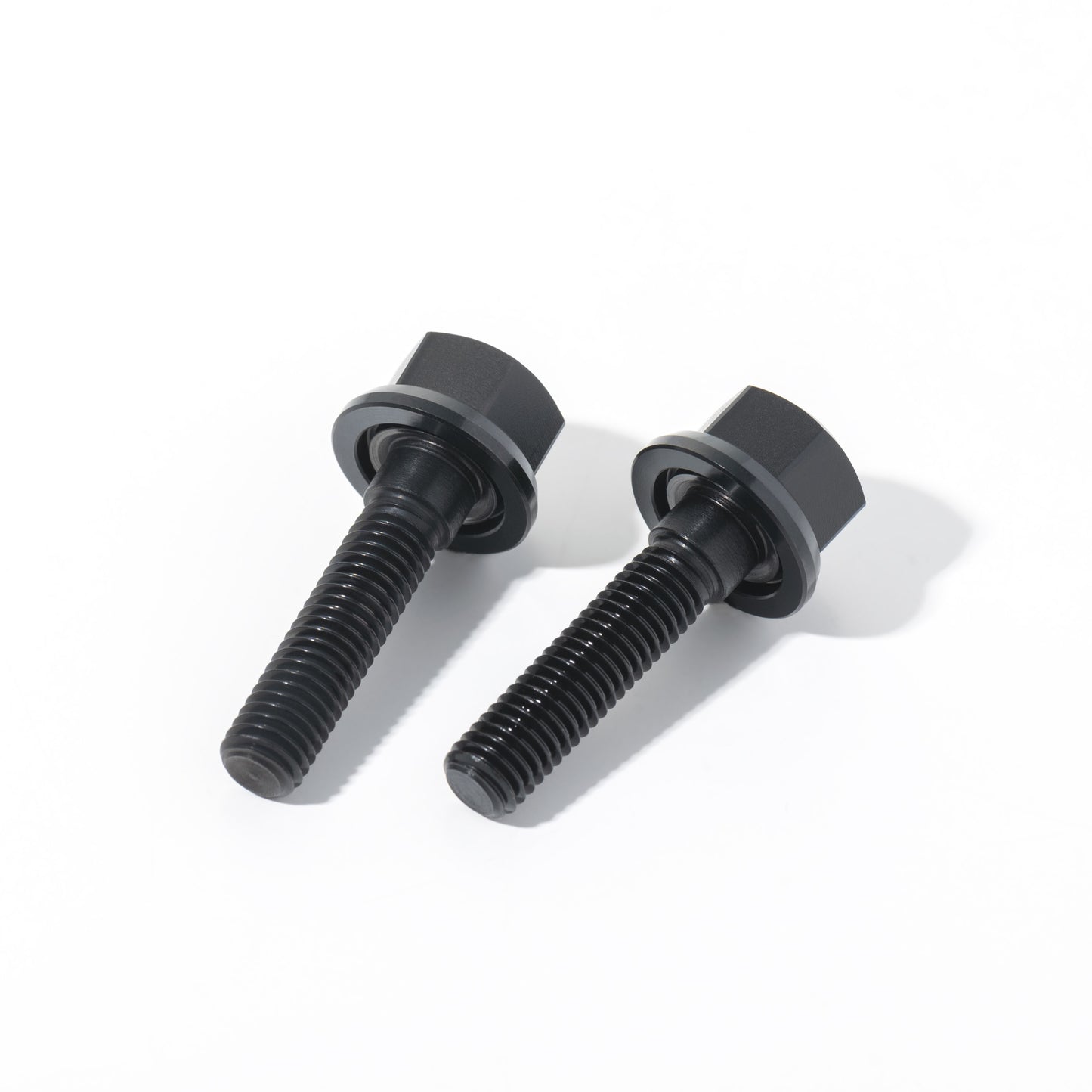 15M10Bolt Black/Black